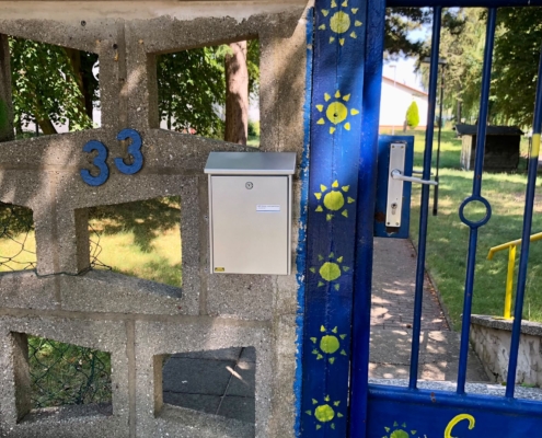 Haupteingang des Kinder- und Jugendhauses "Sunshine"