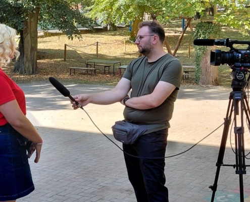 Fachbereichsleiterin Peggy Thomas im Interview mit dem Redakteur von Muldental TV